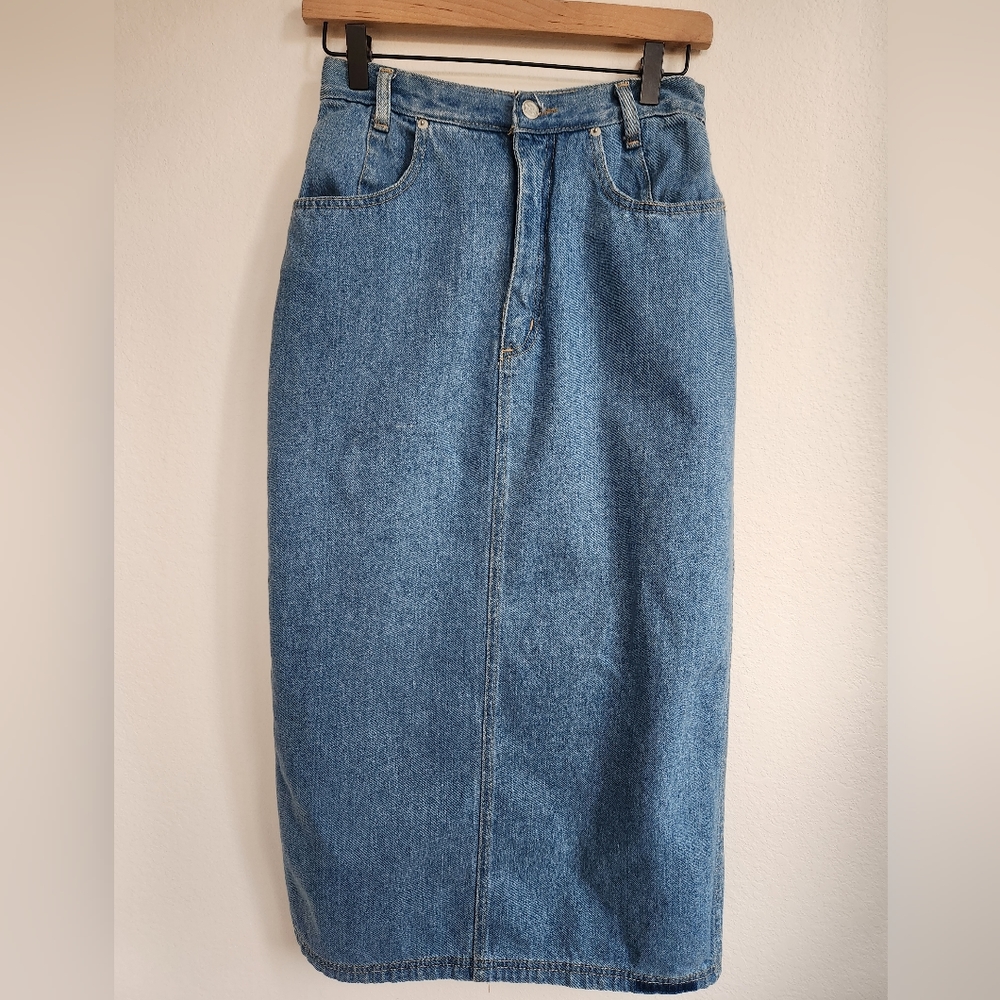 Vintage Denim Midi Pencil Skirt